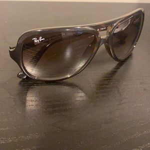 Ray-Ban Sunglasses for men